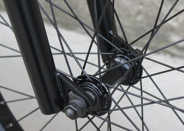 BICICLETA SHOWKE BMX PLATEADA - Imagen 3