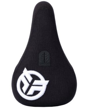 ASIENTO FEDERAL LOGO MID PIVOTAL NEGRO/BORDADO BLANCO